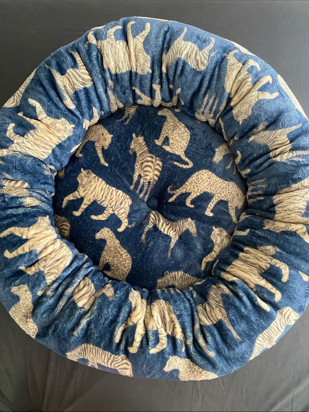 Johnny Was Navy and Cream Animal Silhouette Round Pet Bed
